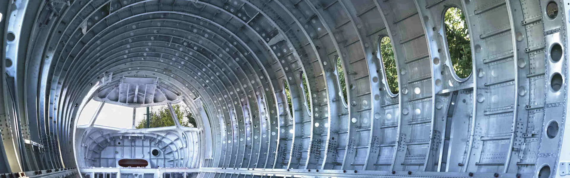 Limpieza criogénica de superficies mediante proyección de CO₂ sólido