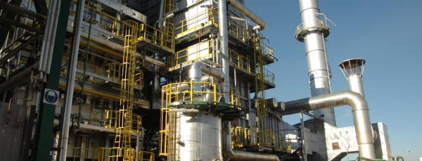 Repsol renueva con Air Liquide los contratos de suministro de hidrógeno y vapor en sus plantas de Puertollano y A Coruña