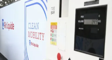 Air Liquide suministra el hidrógeno del autobús de pila de combustible que el grupo AVANZA testa en Madrid