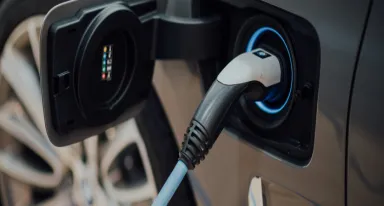 Recarga de un coche eléctrico